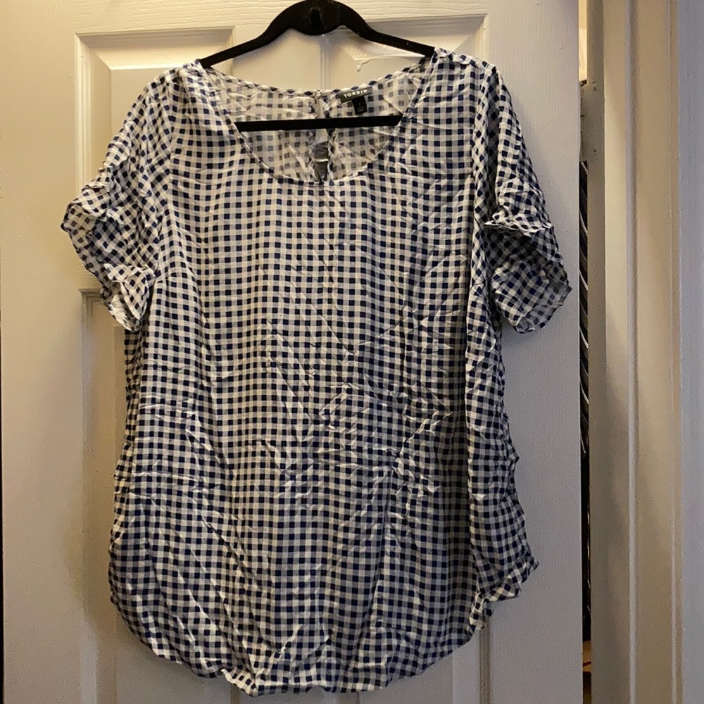 Black and white blouse